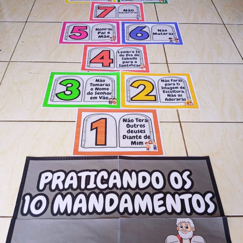 AMARELINHA + RECURSO TÁBUA INTERATIVA OS 10 MANDAMENTOS - 📖👑☁️